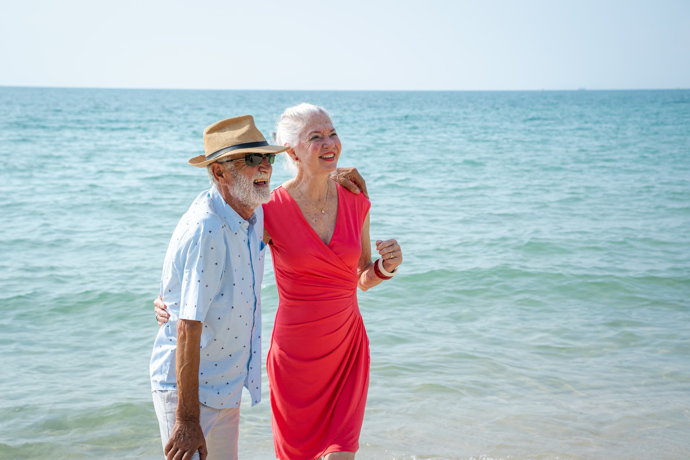 mature-couple-have-fun-together-on-the-beach-life-2023-11-27-05-26-58-utc